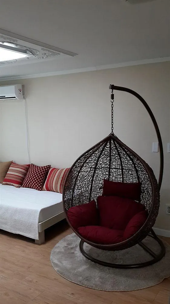 **  Family & Friends House Hotel Seoul South Korea